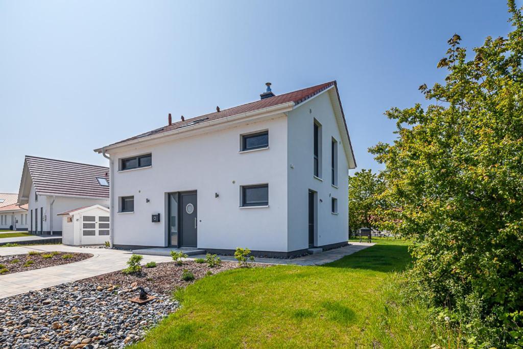 Ferienhaus Ruegen-Relax Trent Zewnętrze zdjęcie